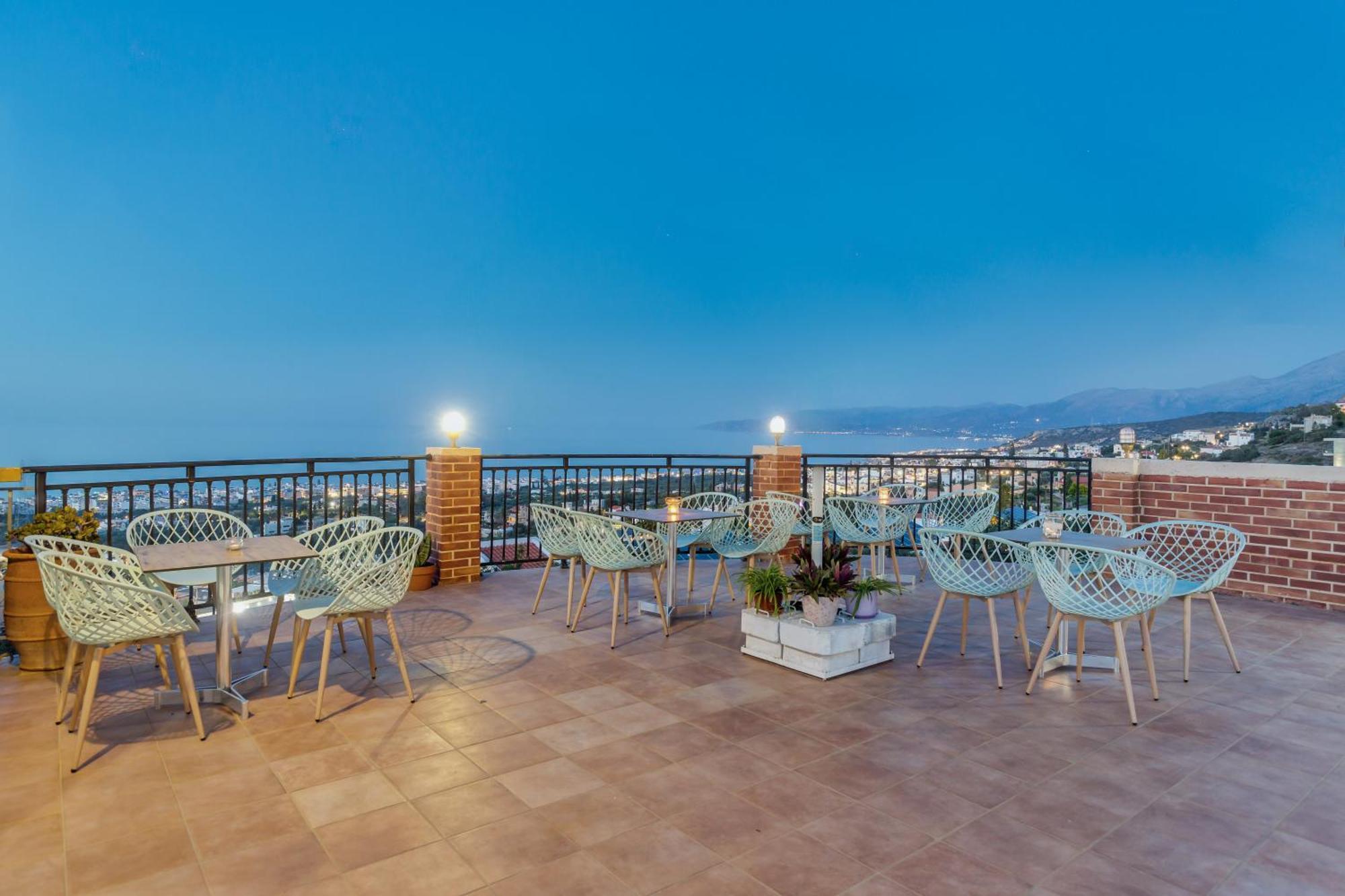 Driades Luxury Apartments Hersónissos Extérieur photo