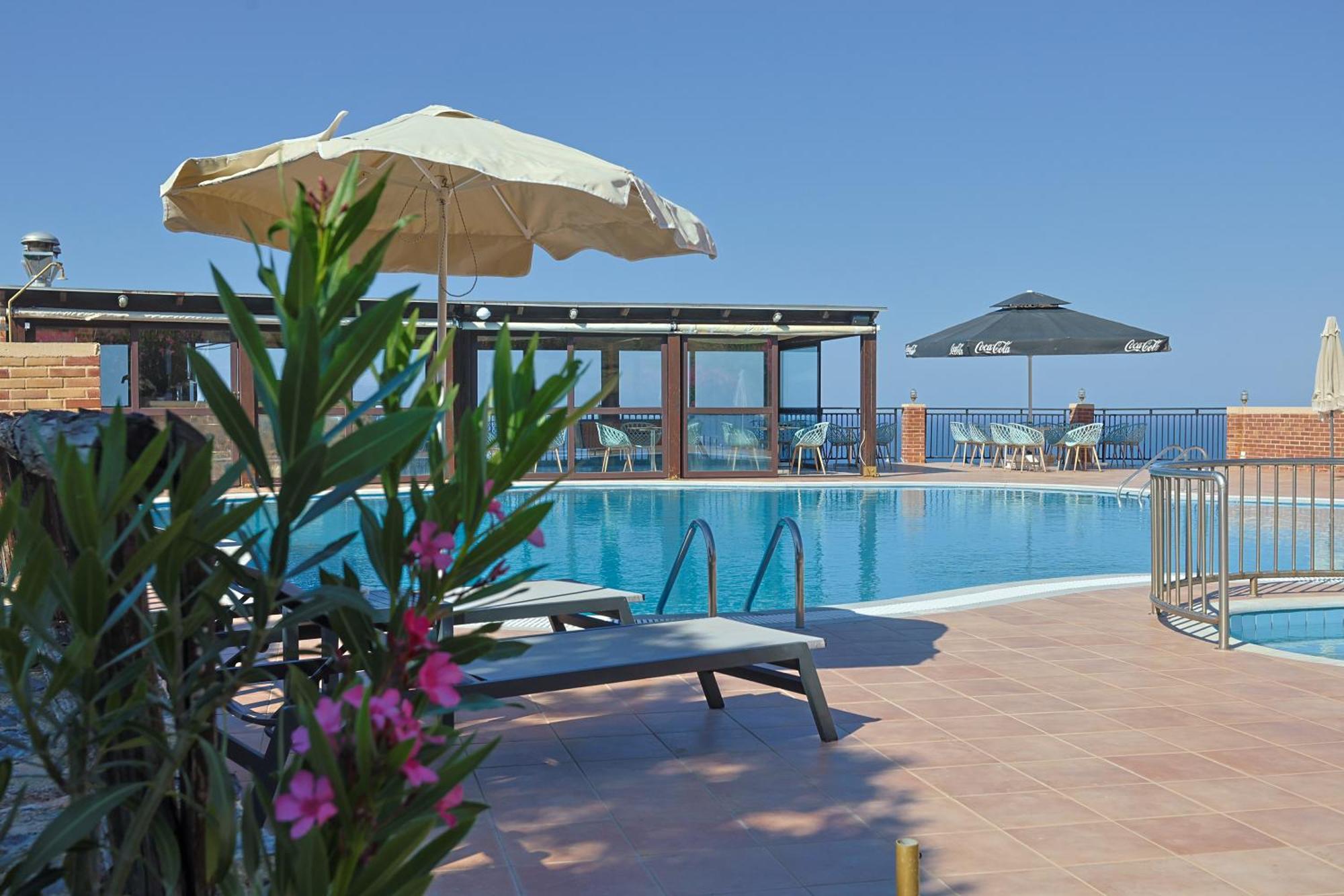 Driades Luxury Apartments Hersónissos Extérieur photo